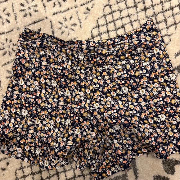 Margaret M Navy Floral Top - Picture 3 of 3